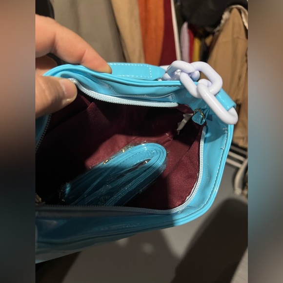 BLUE PATENT SHOULDER BAG - Picture 2 of 4